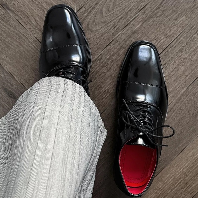 Driekleurige glanzende derby s - Men'S Grooming Oxford recensie en prijs